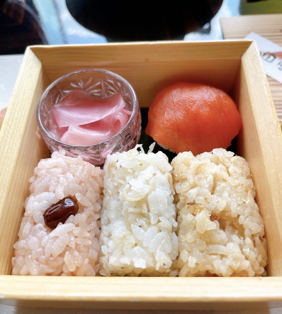 パレスホテル東京　ラウンジバー「プリヴェ」　季節の彩り小箱