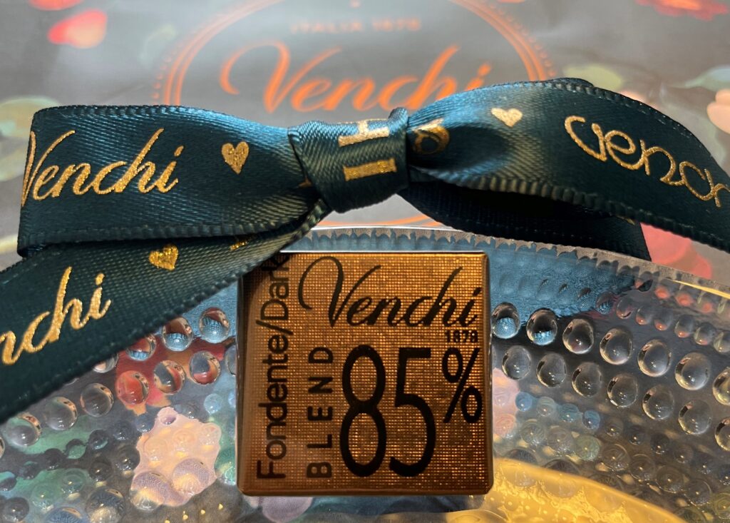 銀座「Venchi」 　カカオ８５％チョコレート 