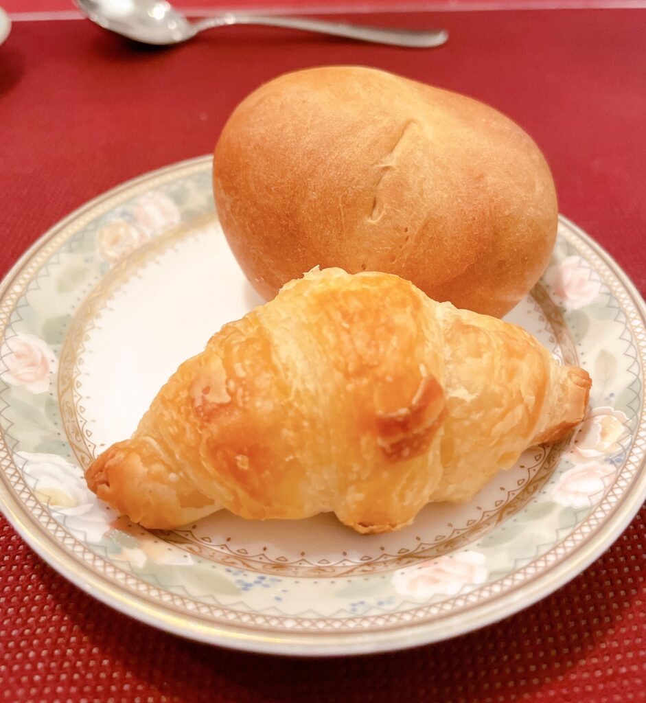 ビストロコロリス（Bistro COLORIS）自家製パン